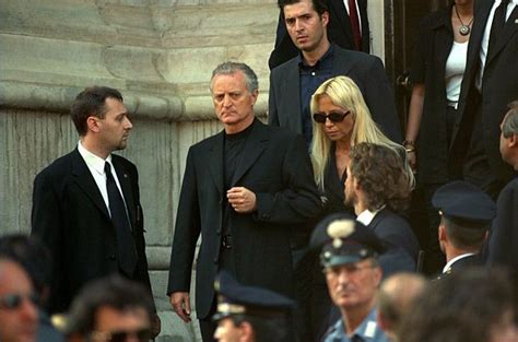 gianni versace final resting place|gianni versace funeral pictures.